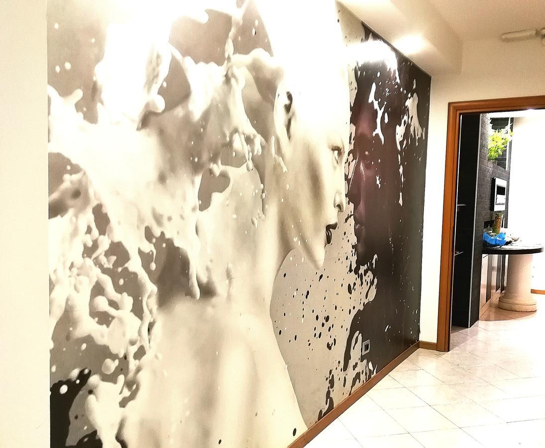 B&B Black&White And Apartments Cantu Ngoại thất bức ảnh
